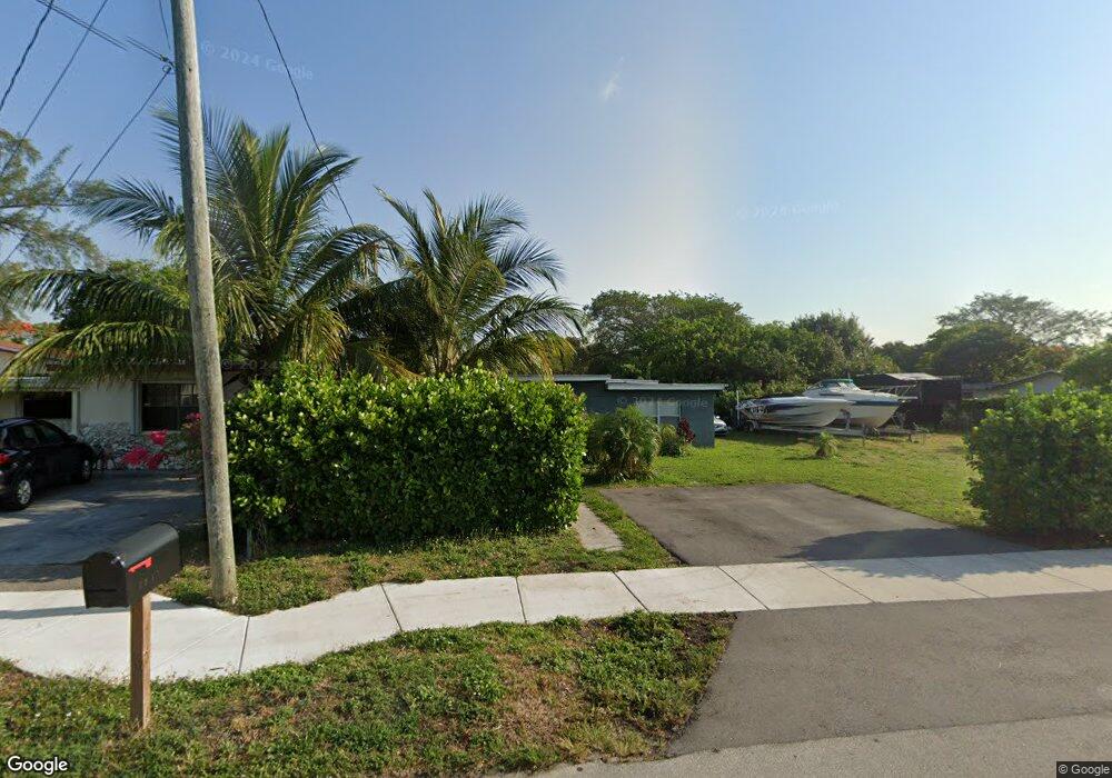 1911 NW 27th St, Oakland Park, FL 33311 - photo 1