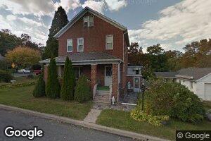 16 Mount Carmel St, Roseto, PA 18013