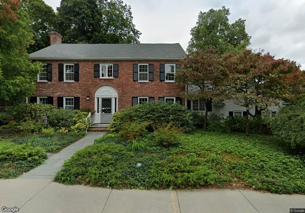 155 Sewall Ave, Brookline, MA 02446 - photo 1