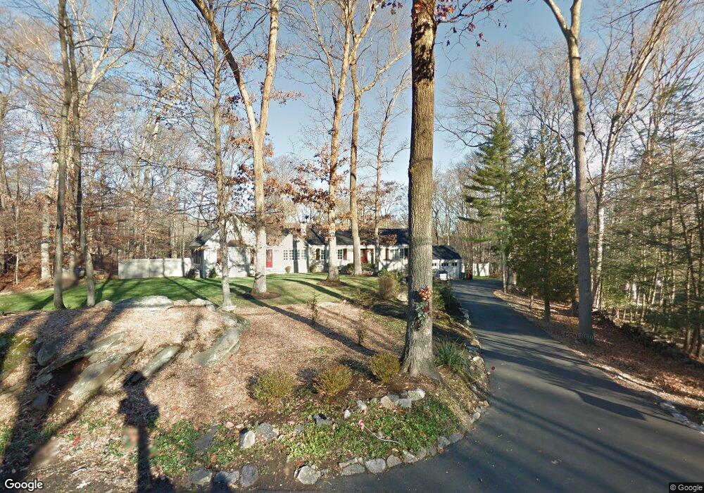 5 Carriage Rd, Cos Cob, CT 06807 - photo 1