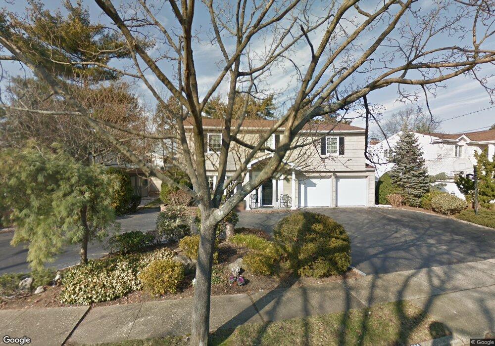 3004 Cheryl Rd, Merrick, NY 11566 - photo 1