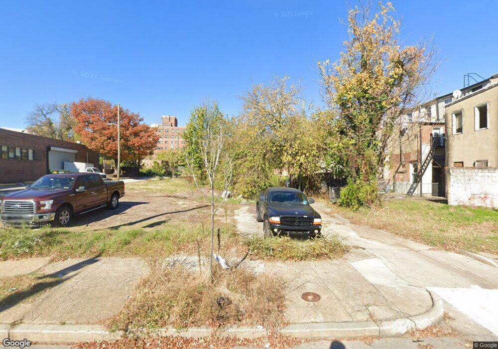 1502 W Lafayette Ave, Baltimore, MD 21217 - photo 1