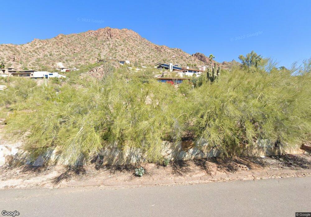 5316 E Wonderview Rd, Phoenix, AZ 85018 - photo 1