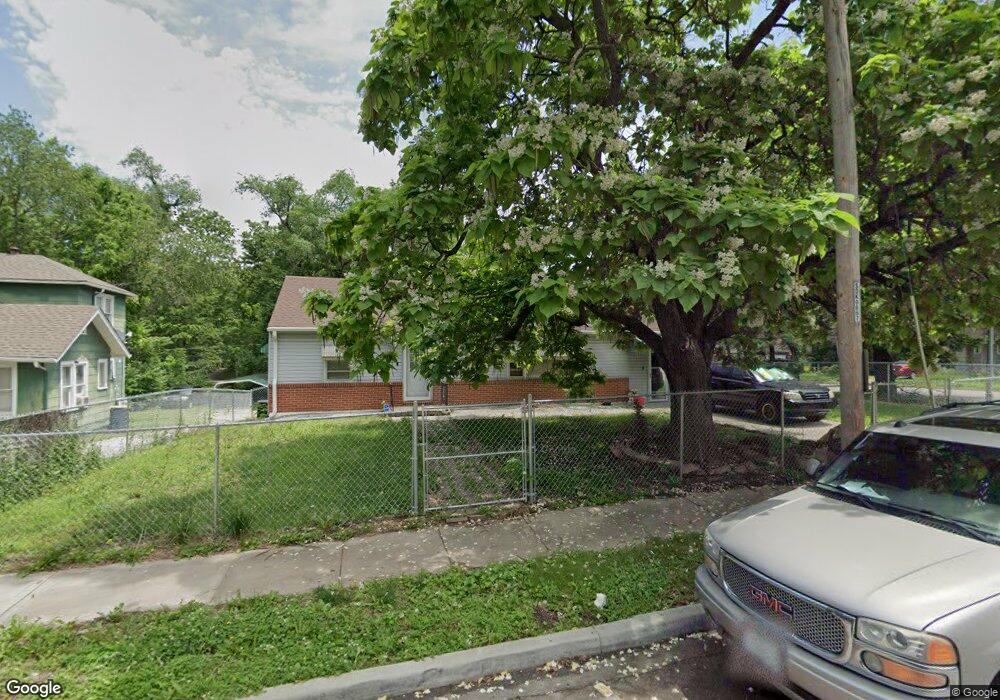 7045 Bellefontaine Ave, Kansas City, MO 64132 - photo 1