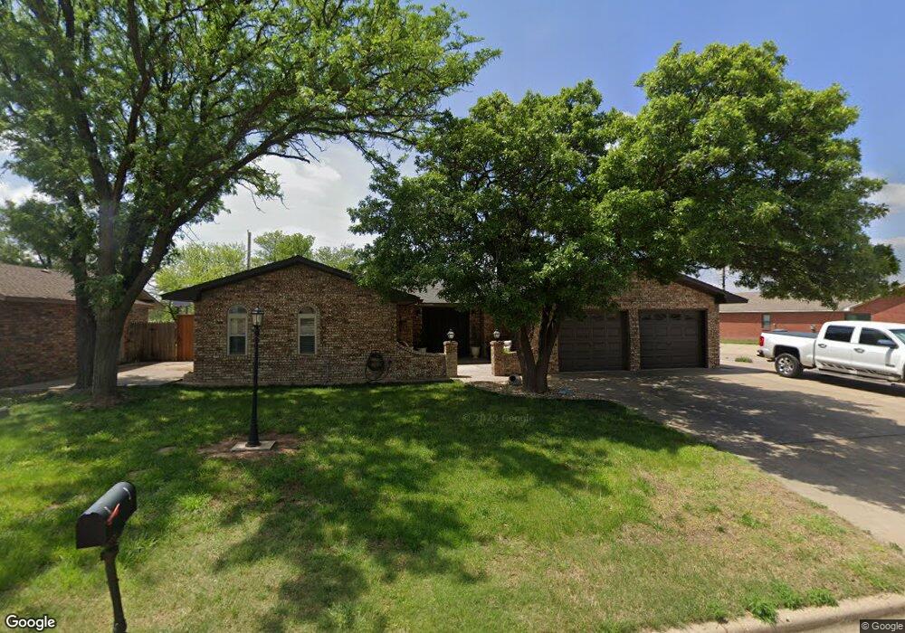 3605 Grandview St, Plainview, TX 79072 - photo 1