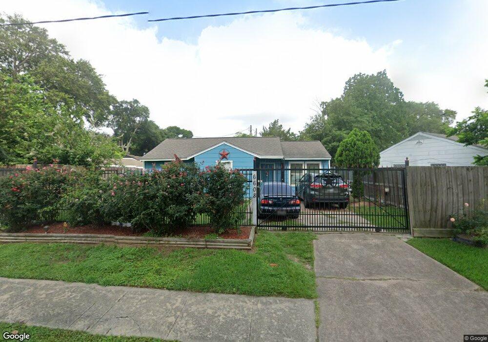 6608 Sherwood Dr, Houston, TX 77021 - photo 1