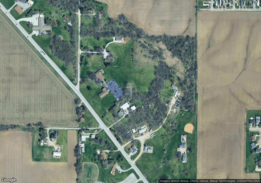 4707 Wyoming Ave, Davenport, IA 52806 - photo 1