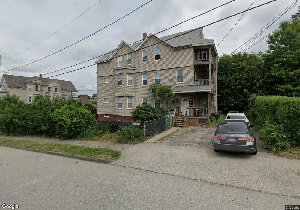 10 Gosnold St, Worcester, MA 01606 - photo 1