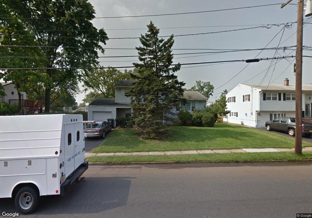 965 Green St, Iselin, NJ 08830 - photo 1