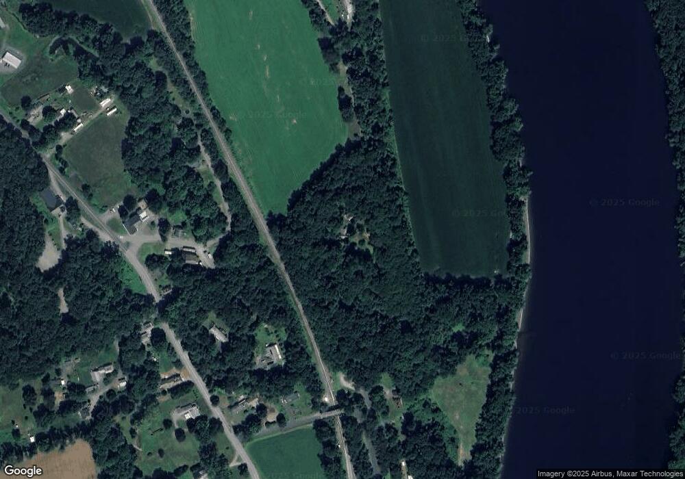 124 Railroad Station Rd, Vernon, VT 05354 - photo 1