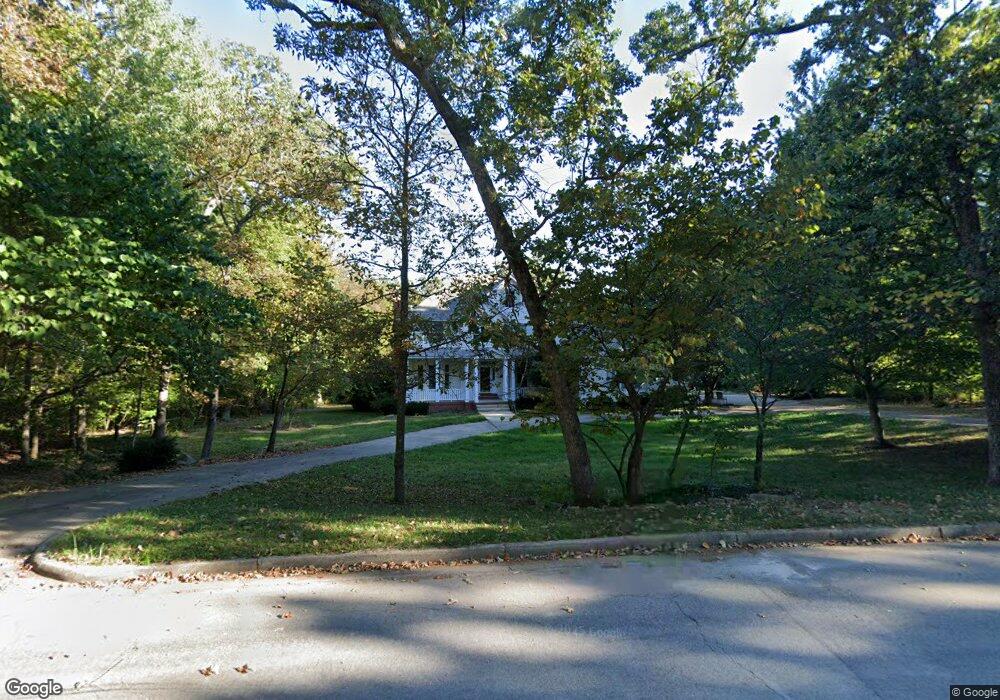 825 Oak Knoll Rd, Rolla, MO 65401 - photo 1