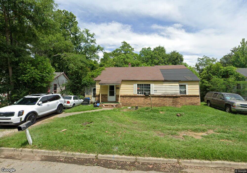 921 S 14th Ave, Laurel, MS 39440 - photo 1