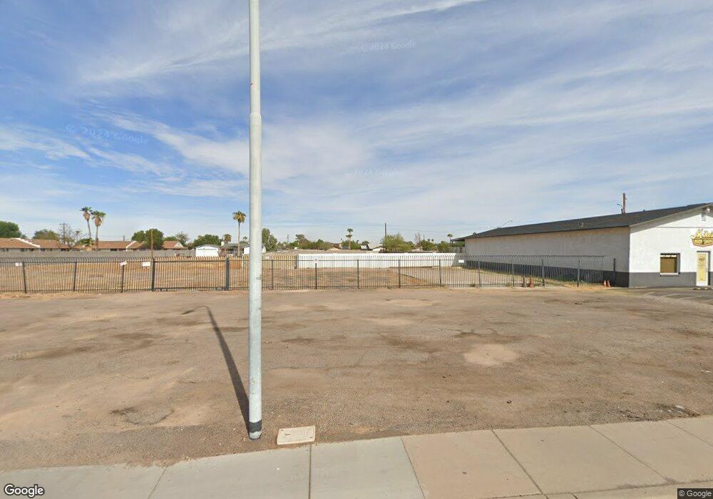 880 E Chandler Blvd, Chandler, AZ 85225 - photo 1