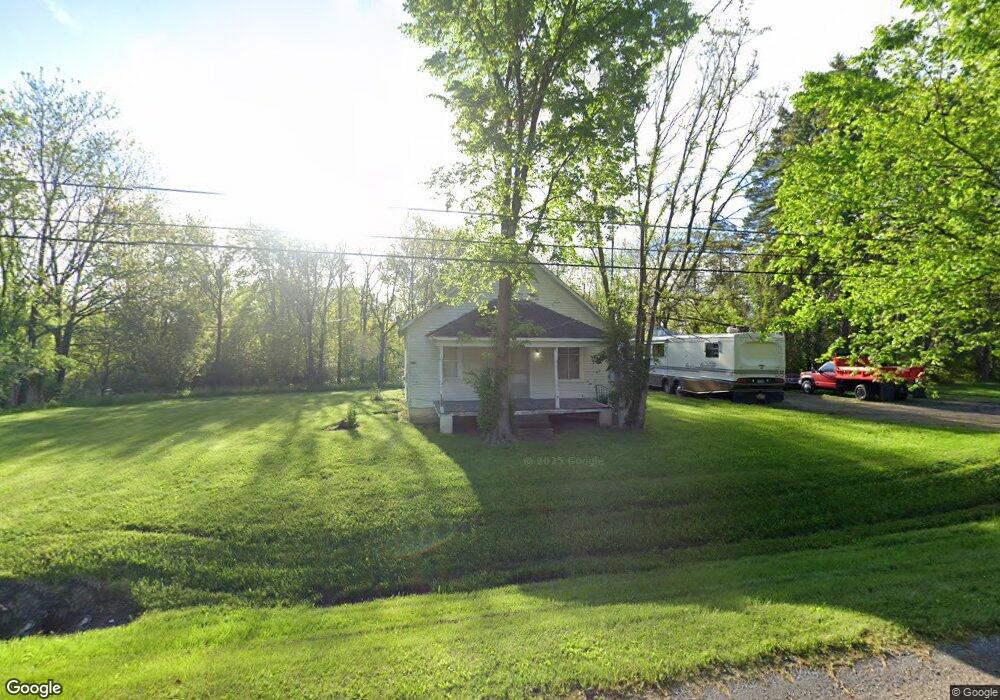 1210 N Elms Rd, Flint, MI 48532 - photo 1