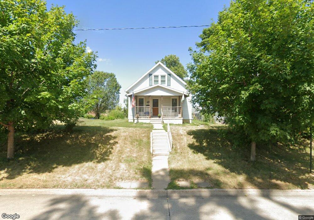 1306 19th Ave SW, Cedar Rapids, IA 52404 - photo 1