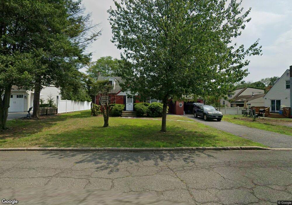 704 Bryant St, Paramus, NJ 07652 - photo 1