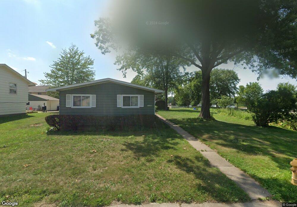 2336 Adams St, Davenport, IA 52803 - photo 1