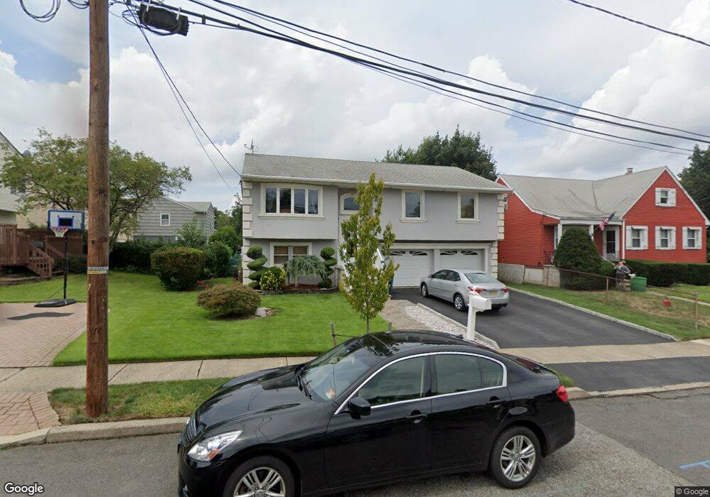 7 Kruger Ct, Clifton, NJ 07013 - photo 1