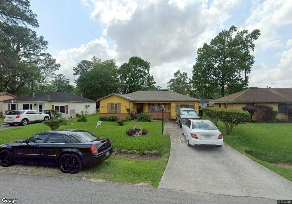 10425 Castleton St, Houston, TX 77016 - photo 1