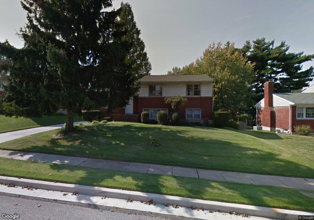 916 Starbit Rd, Towson, MD 21286 - photo 1