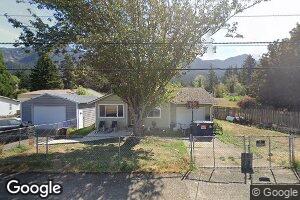 560 SE Forest Ln, Cascade Locks, OR 97014