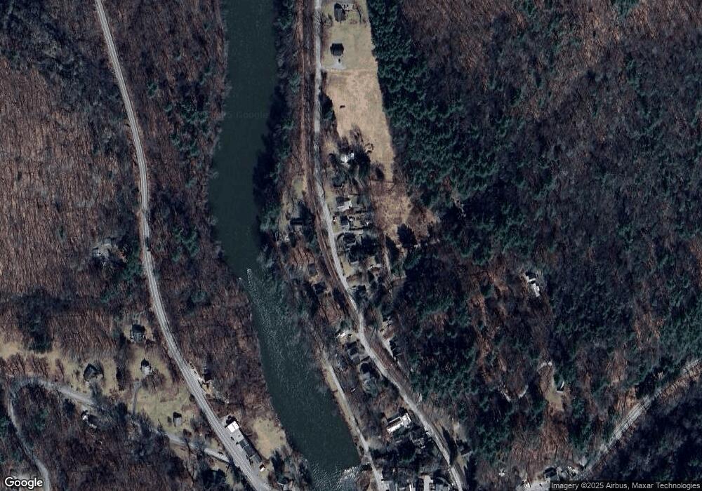 26 River Rd, West Cornwall, CT 06796 - photo 1