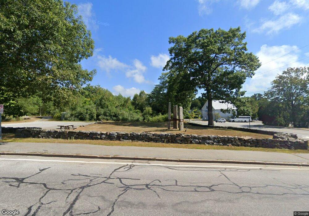 22 Main St S, Freeport, ME 04032 - photo 1