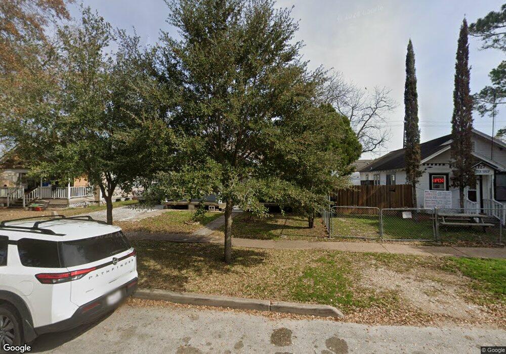 1123 6th St, Rosenberg, TX 77471 - photo 1