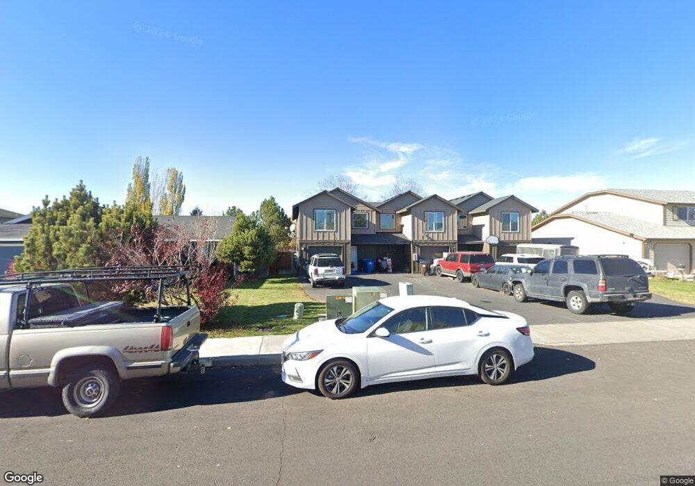 1451 NE 7th St, Redmond, OR 97756 - photo 1