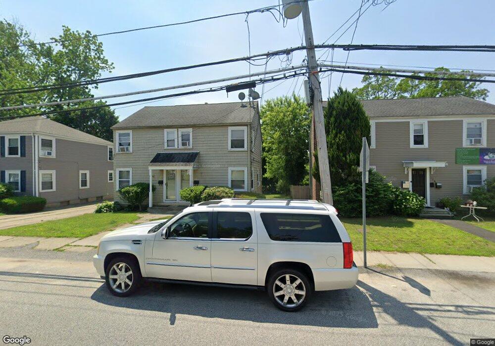 174 Aqueduct Rd unit 4, Cranston, RI 02910 - photo 1