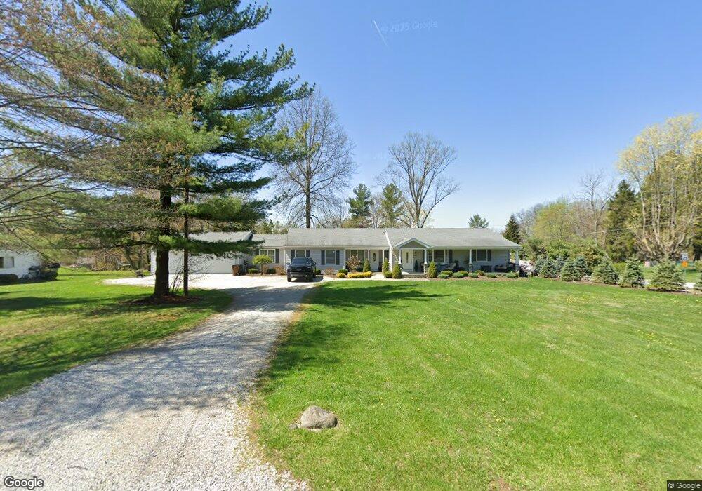 349 N Bissell Rd, Aurora, OH 44202 - photo 1