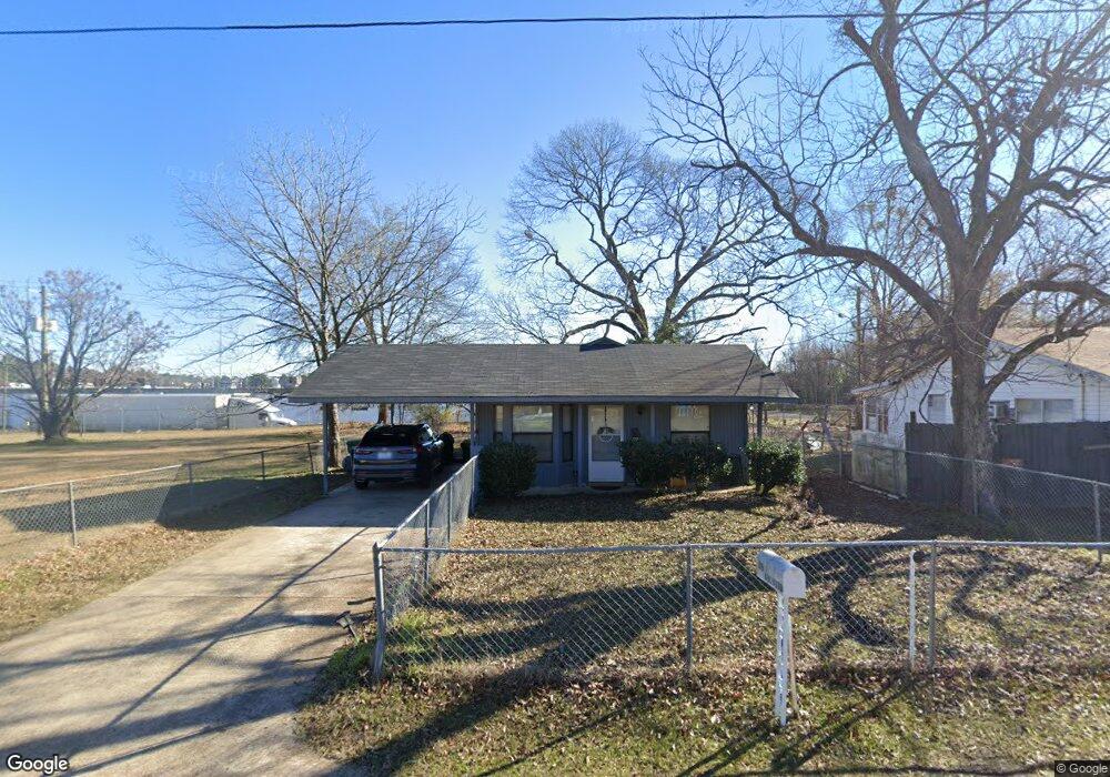 319 Arlington St, Texarkana, TX 75501 - photo 1