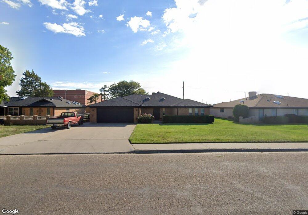 405 Melinda Ln, Dumas, TX 79029 - photo 1