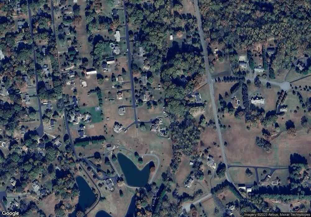 11203 Lakeview Dr, Dunkirk, MD 20754 - photo 1