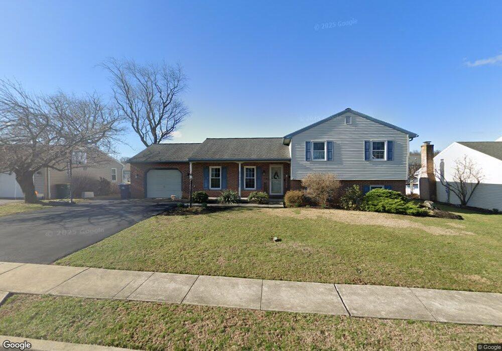 2618 Whittier Ave, Reading, PA 19608 - photo 1