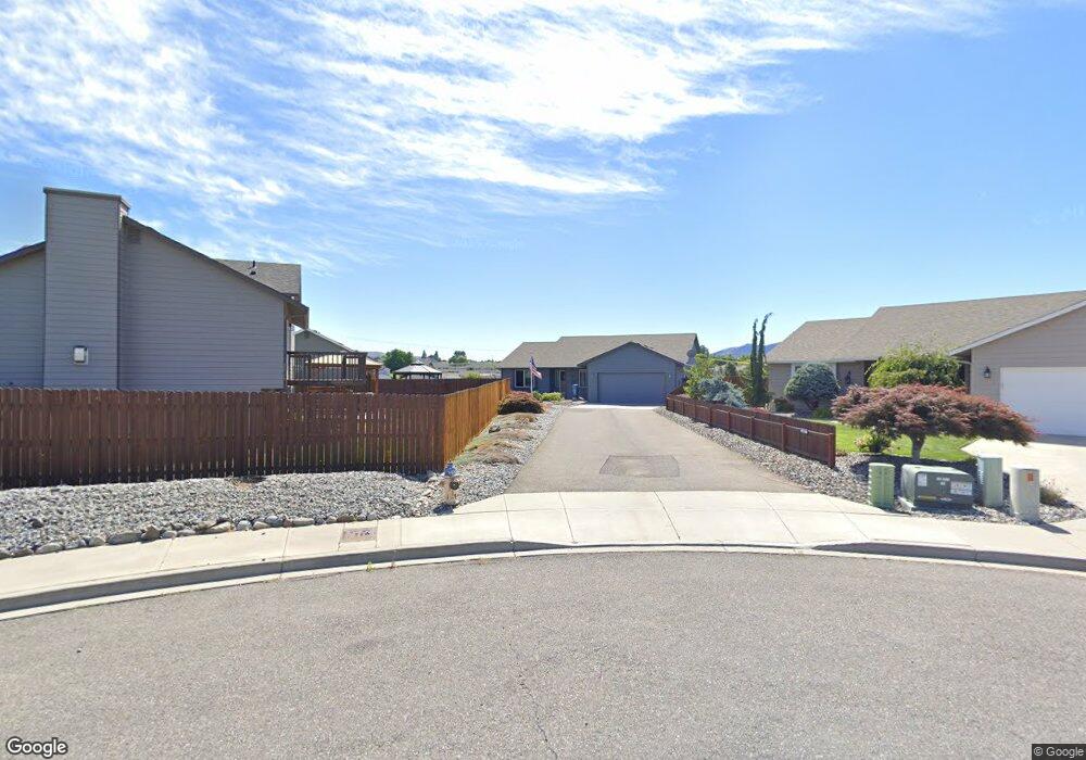 357 Manowar Ln, East Wenatchee, WA 98802 - photo 1