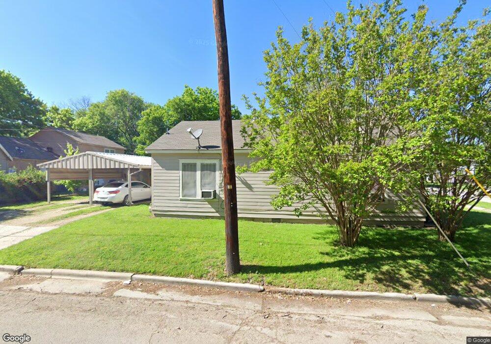 1009 S Lindsay St, Gainesville, TX 76240 - photo 1