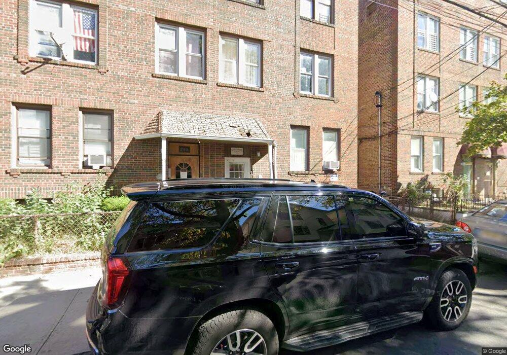 256 Clendenny Ave unit 1, Jersey City, NJ 07304 - photo 1