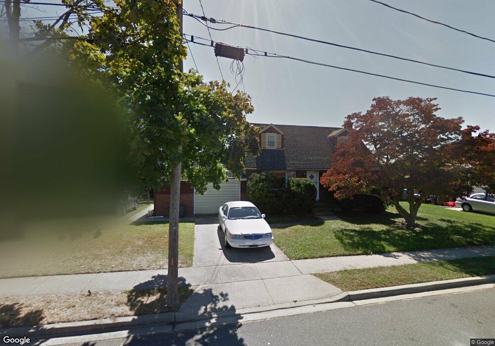 917 Stewart Place, Franklin Square, NY 11010 - photo 1