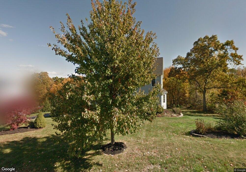 34 Peach Tree Dr, Sutton, MA 01590 - photo 1