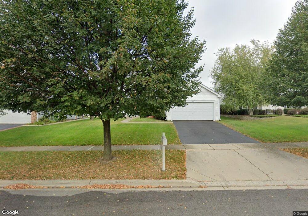 927 Cortney Dr, Carpentersville, IL 60110 - photo 1