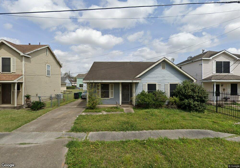 4713 Evella St, Houston, TX 77026 - photo 1