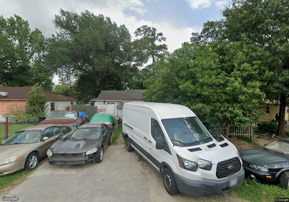 10438 Onslow St, Houston, TX 77016 - photo 1