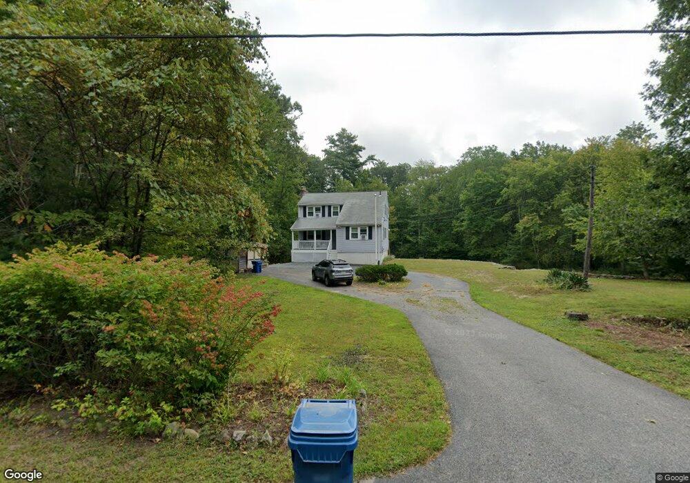 912 Aldrich St, Uxbridge, MA 01569 - photo 1