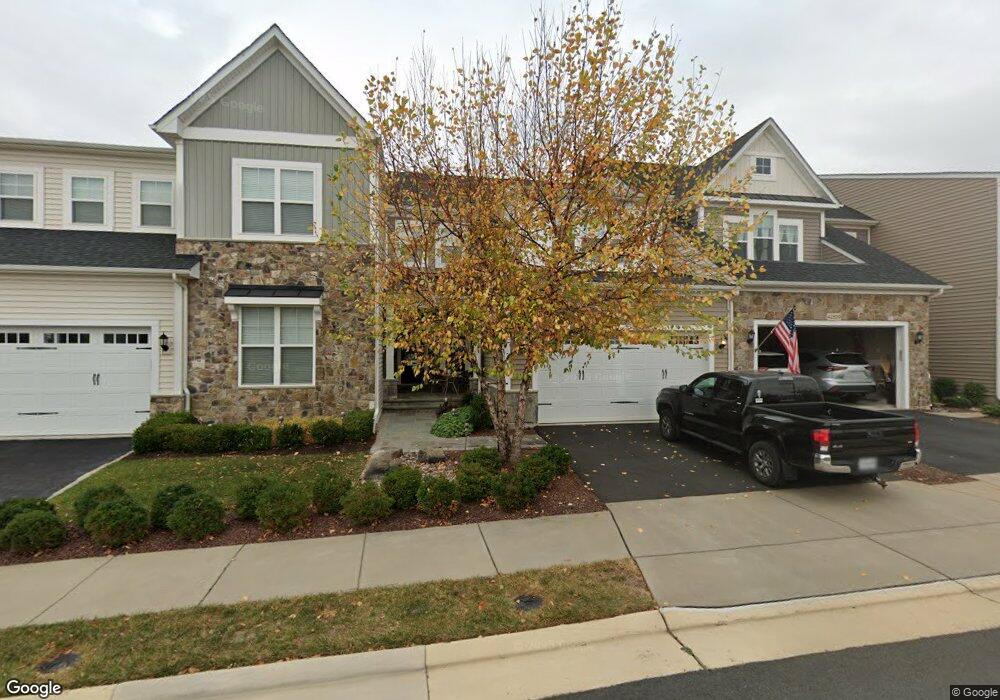42831 Beaver Crossing Square, Ashburn, VA 20148 - photo 1