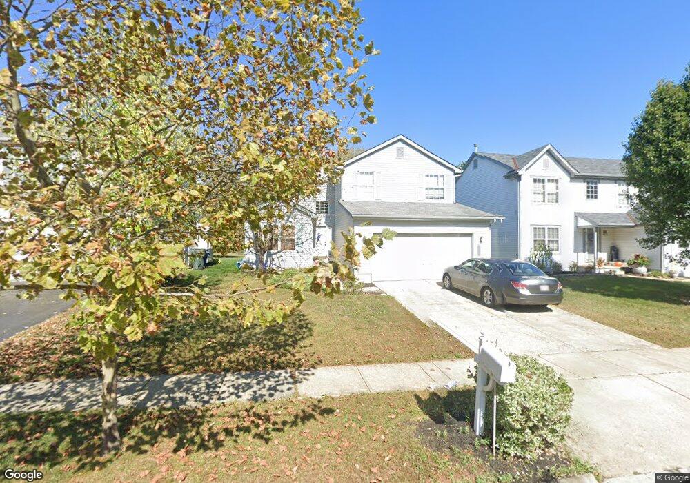 1072 Pebble Brook Dr, Columbus, OH 43240 - photo 1