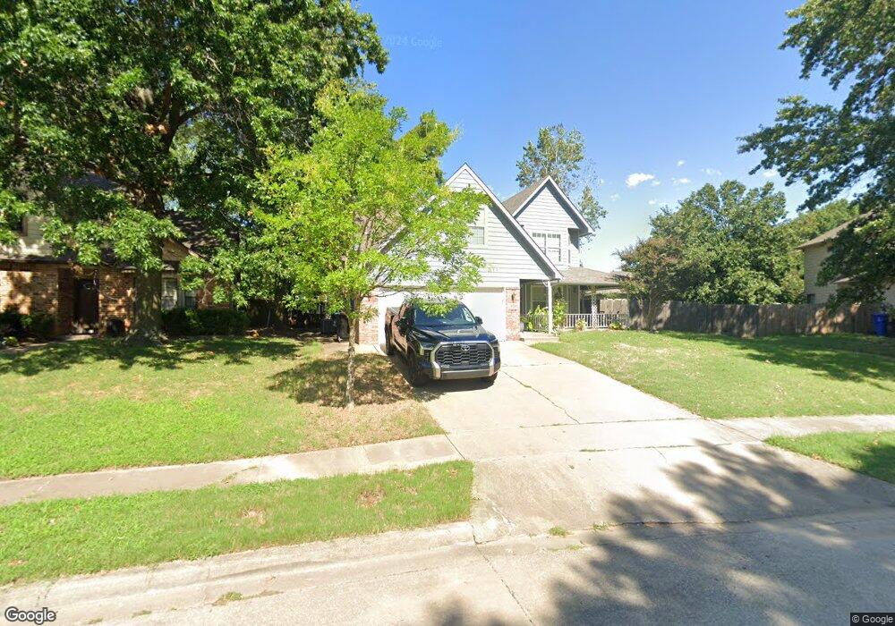 2312 W Twin Oaks St, Broken Arrow, OK 74011 - photo 1