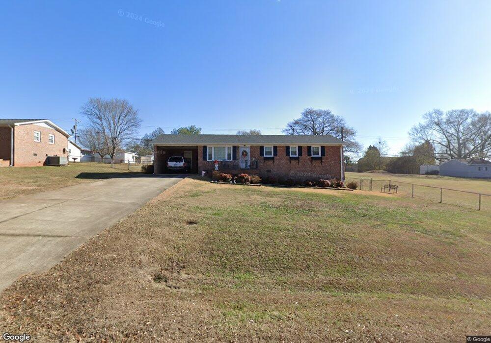 104 Elberta St, Inman, SC 29349 - photo 1