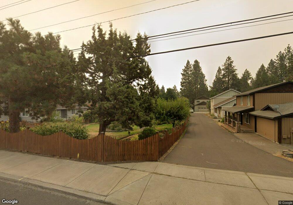 6 SE Benaiah Cir, Bend, OR 97701 - photo 1