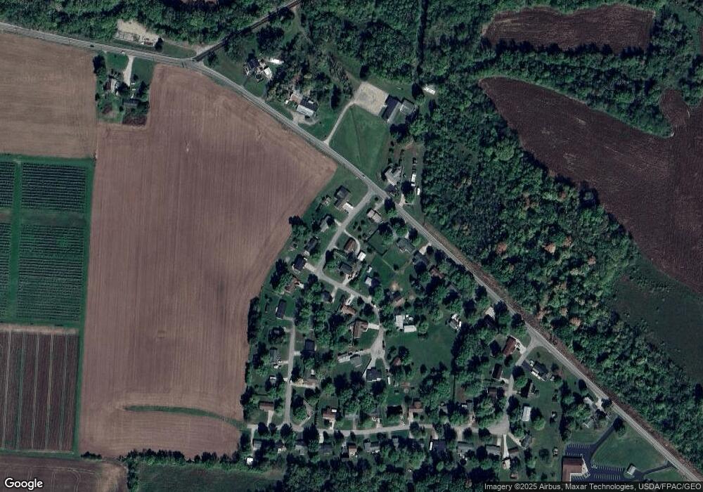 23810 Eisenhower Dr, Circleville, OH 43113 - photo 1